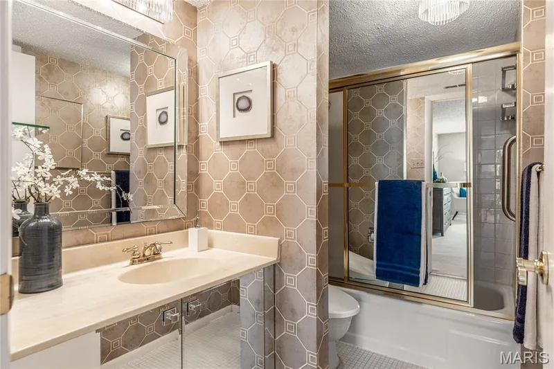 14443 Bantry Lane #24, Chesterfield, MO 63017 — listing photo 14 of 20