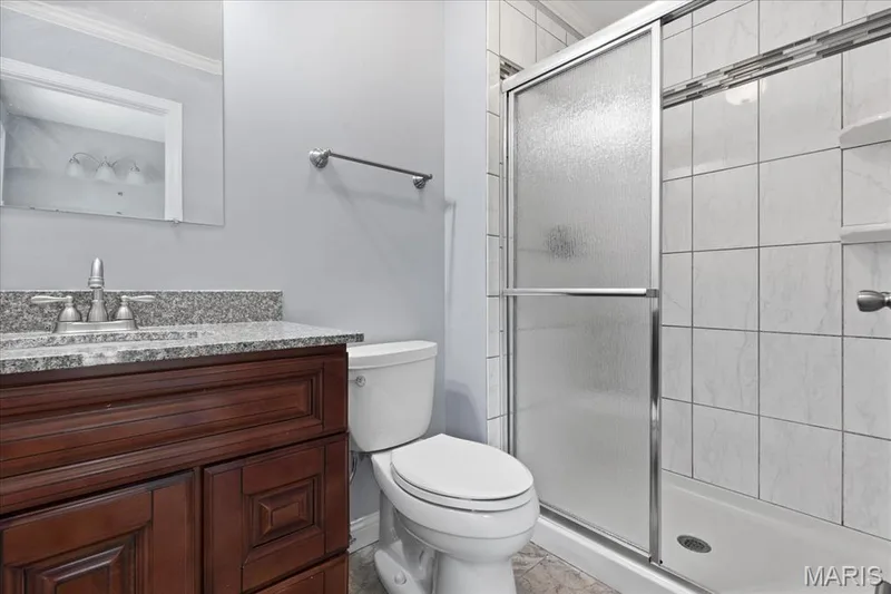 Primary Bath ensuite/could be enlarged with configuration — 44 Wilderness Lane, Defiance, MO 63341
