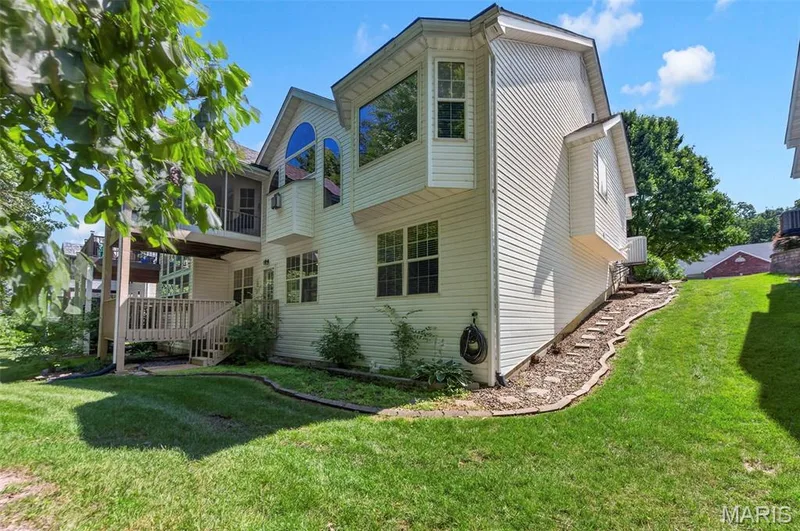 1627 Polar Drive, Wentzville, MO 63385 — listing photo 3 of 45