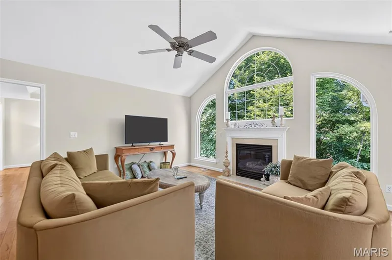 1627 Polar Drive, Wentzville, MO 63385 — listing photo 12 of 45