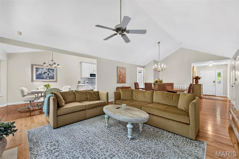 1627 Polar Drive, Wentzville, MO 63385 — listing photo 13 of 45