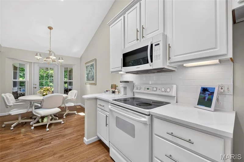 1627 Polar Drive, Wentzville, MO 63385 — listing photo 17 of 45
