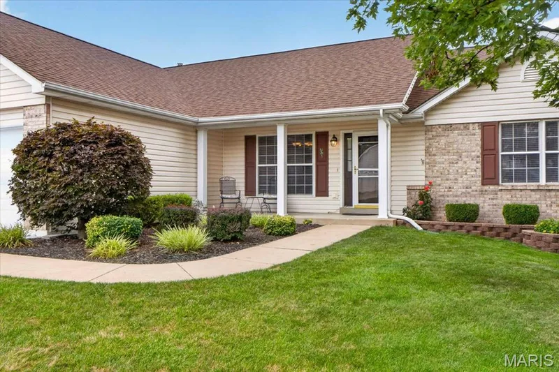 3132 Post Run Drive, O'Fallon, MO 63368 — listing photo 3 of 45