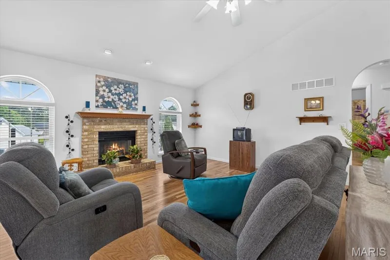 3132 Post Run Drive, O'Fallon, MO 63368 — listing photo 16 of 45