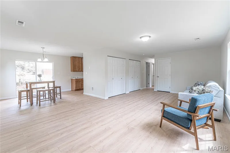 356 Lewis Street, Wentzville, MO 63385 — listing photo 5 of 37