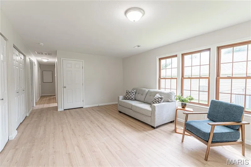 356 Lewis Street, Wentzville, MO 63385 — listing photo 7 of 37
