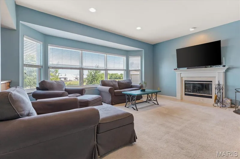 1205 Briarchase Drive, Lake St. Louis, MO 63367 — listing photo 13 of 48