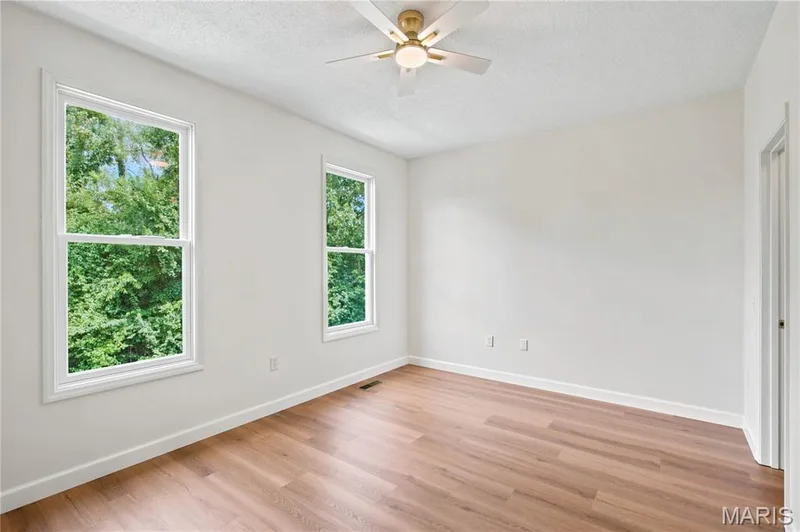 704 Harrier Drive #V, Lake St. Louis, MO 63367 — listing photo 14 of 27
