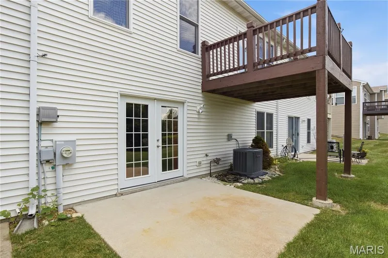 704 Harrier Drive #V, Lake St. Louis, MO 63367 — listing photo 25 of 27