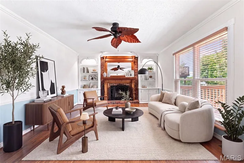 Large Family Room w/wood burning fireplace — 3927 Summerfield Parkway, St Charles, MO 63304
