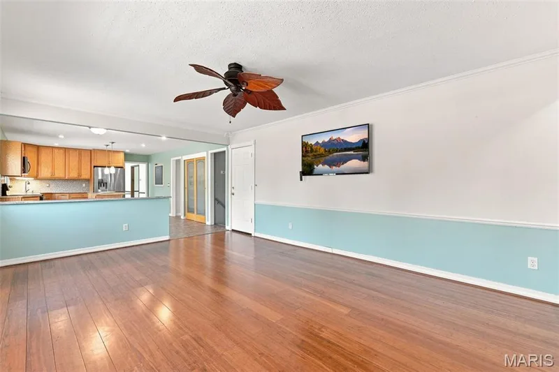 3927 Summerfield Parkway, St Charles, MO 63304 — listing photo 11 of 39