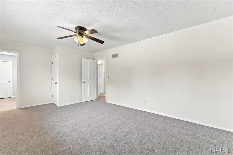 3927 Summerfield Parkway, St Charles, MO 63304 — listing photo 19 of 39