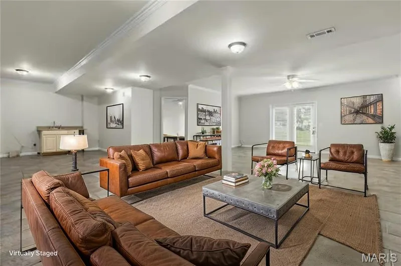 8085 Glen Arbor Drive, Lake St. Louis, MO 63367 — listing photo 4 of 54