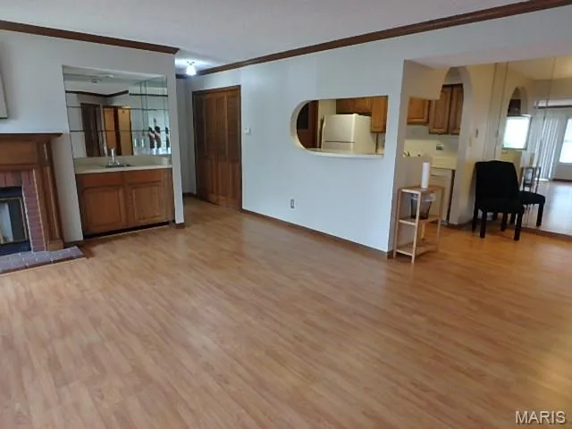 415 Shirley Ridge Drive #16, St Charles, MO 63304 — listing photo 8 of 25