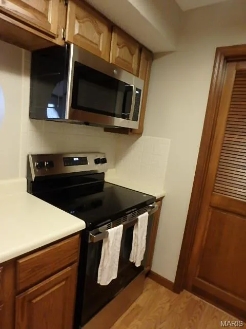 415 Shirley Ridge Drive #16, St Charles, MO 63304 — listing photo 12 of 25