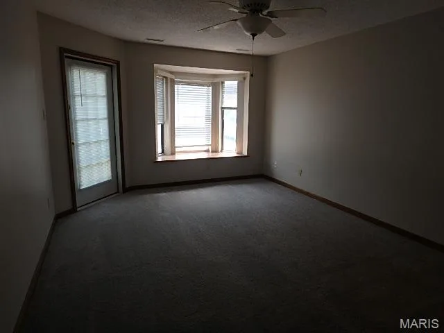 415 Shirley Ridge Drive #16, St Charles, MO 63304 — listing photo 14 of 25