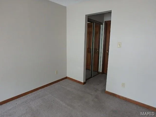 415 Shirley Ridge Drive #16, St Charles, MO 63304 — listing photo 15 of 25