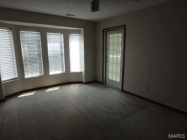 415 Shirley Ridge Drive #16, St Charles, MO 63304 — listing photo 20 of 25