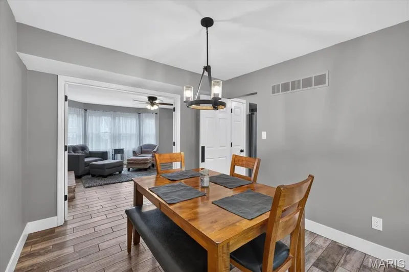 1191 Colby Court, St Peters, MO 63376 — listing photo 11 of 38