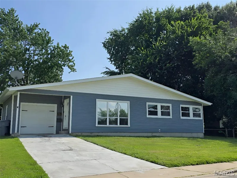 506 Cordes Street, O'Fallon, MO 63366 — listing photo 1 of 14