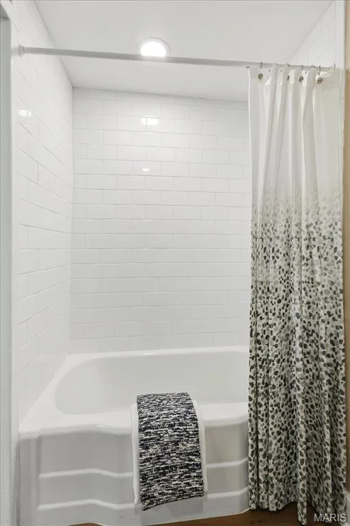 527 Emmons Avenue, St Charles, MO 63301 — listing photo 30 of 57