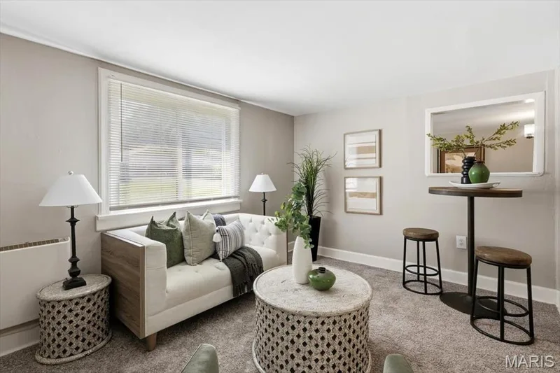527 Emmons Avenue, St Charles, MO 63301 — listing photo 43 of 57