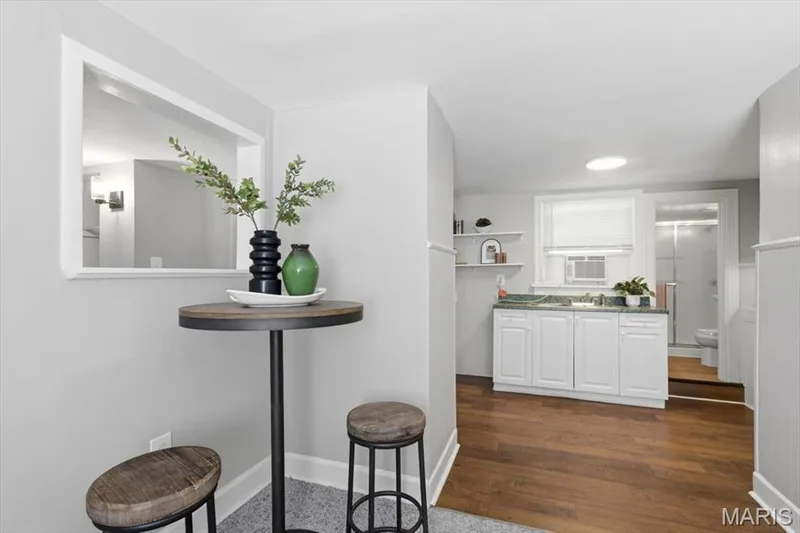 527 Emmons Avenue, St Charles, MO 63301 — listing photo 46 of 57