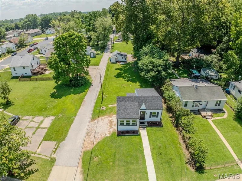527 Emmons Avenue, St Charles, MO 63301 — listing photo 54 of 57