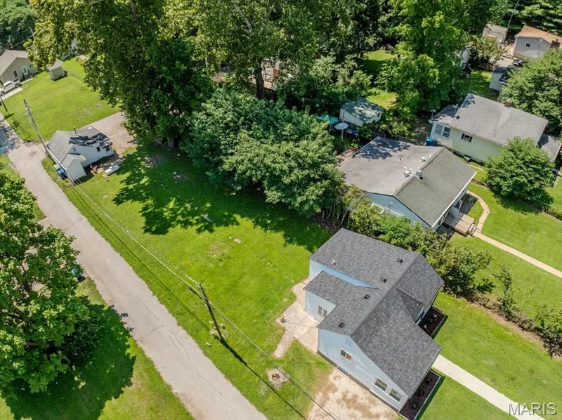 527 Emmons Avenue, St Charles, MO 63301 — listing photo 55 of 57