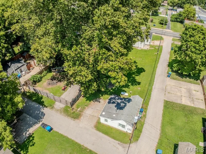 527 Emmons Avenue, St Charles, MO 63301 — listing photo 56 of 57