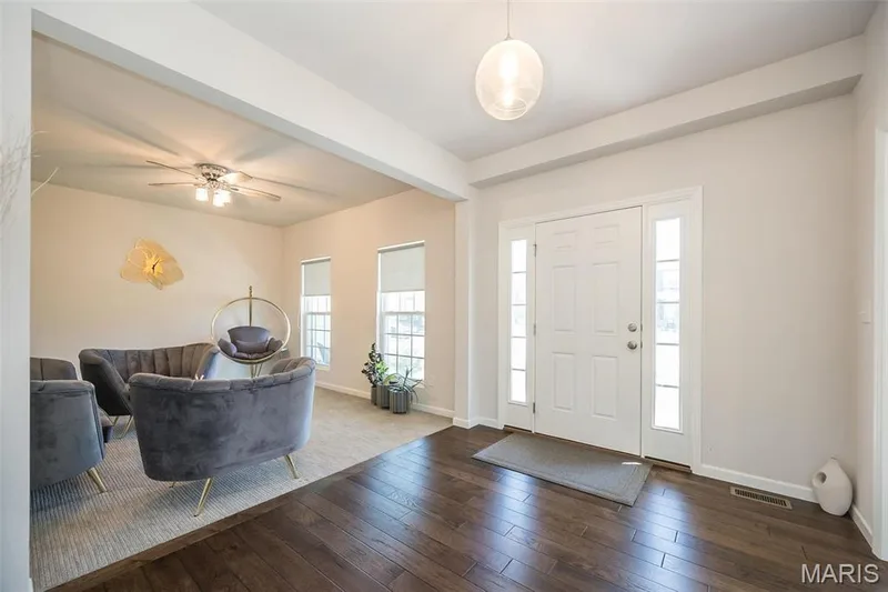 237 Mason Glen Drive, Lake St. Louis, MO 63367 — listing photo 4 of 39