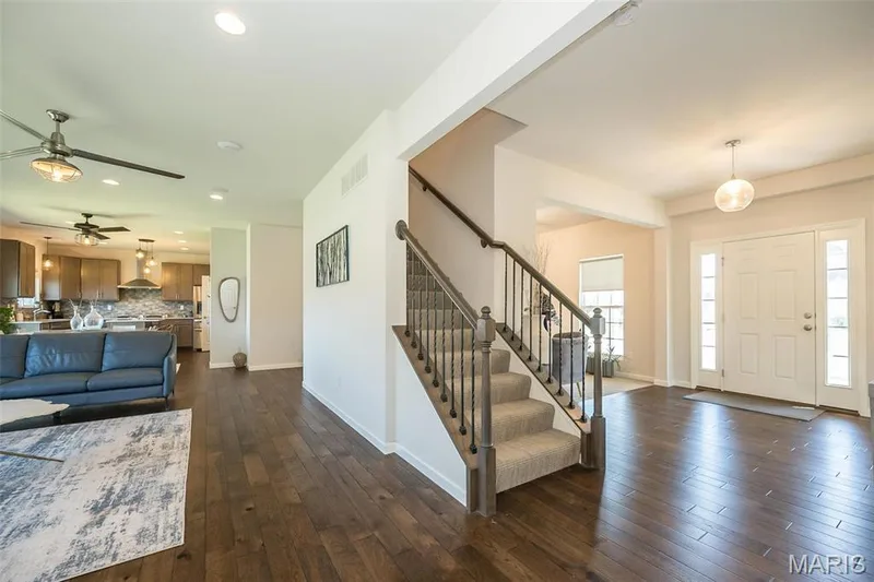 237 Mason Glen Drive, Lake St. Louis, MO 63367 — listing photo 8 of 39
