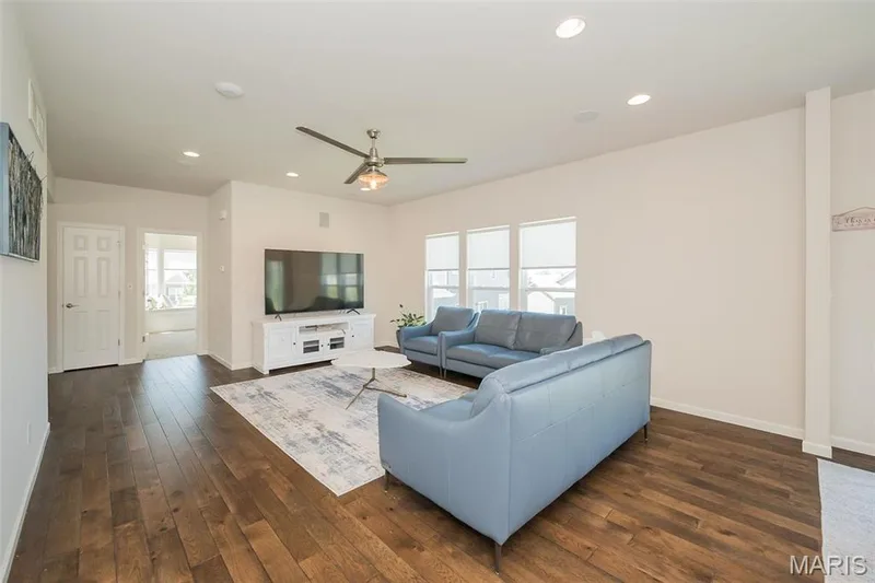 237 Mason Glen Drive, Lake St. Louis, MO 63367 — listing photo 10 of 39