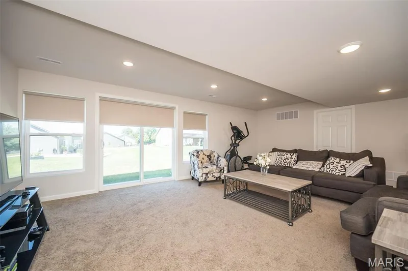 237 Mason Glen Drive, Lake St. Louis, MO 63367 — listing photo 32 of 39