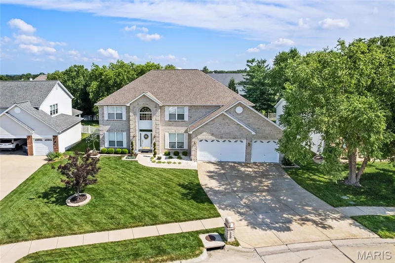 440 Parkshire Place Drive, Dardenne Prairie, MO 63368 — listing photo 2 of 50