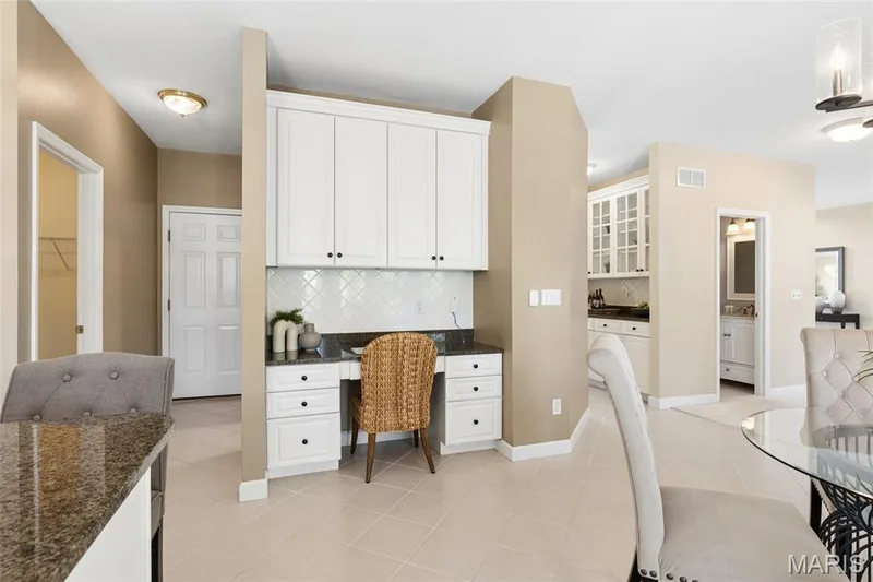 440 Parkshire Place Drive, Dardenne Prairie, MO 63368 — listing photo 17 of 50