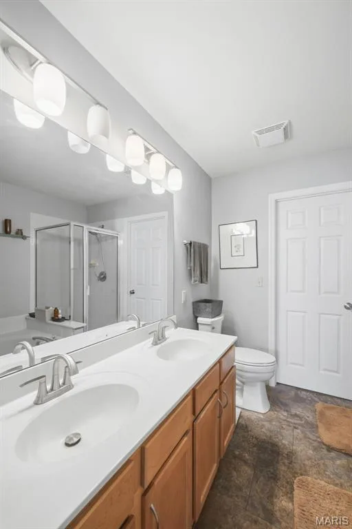 21 Turtle Creek Villas Drive #14R, O'Fallon, MO 63366 — listing photo 18 of 23