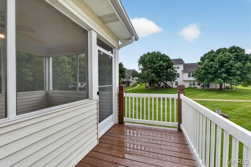 51 Huntgate Drive #9A, St Peters, MO 63376 — listing photo 6 of 32