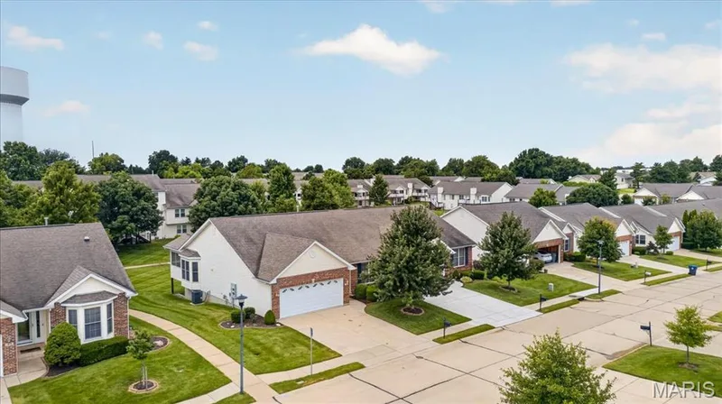 51 Huntgate Drive #9A, St Peters, MO 63376 — listing photo 28 of 32