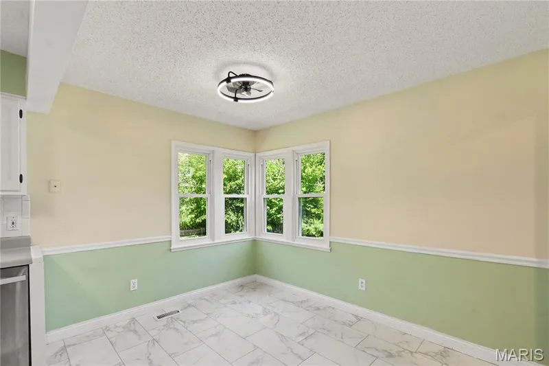 Eat-in kitchen; 4 new windows — 22 Normandy Drive, Lake St. Louis, MO 63367