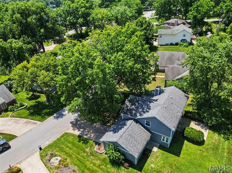 22 Normandy Drive, Lake St. Louis, MO 63367 — listing photo 34 of 43