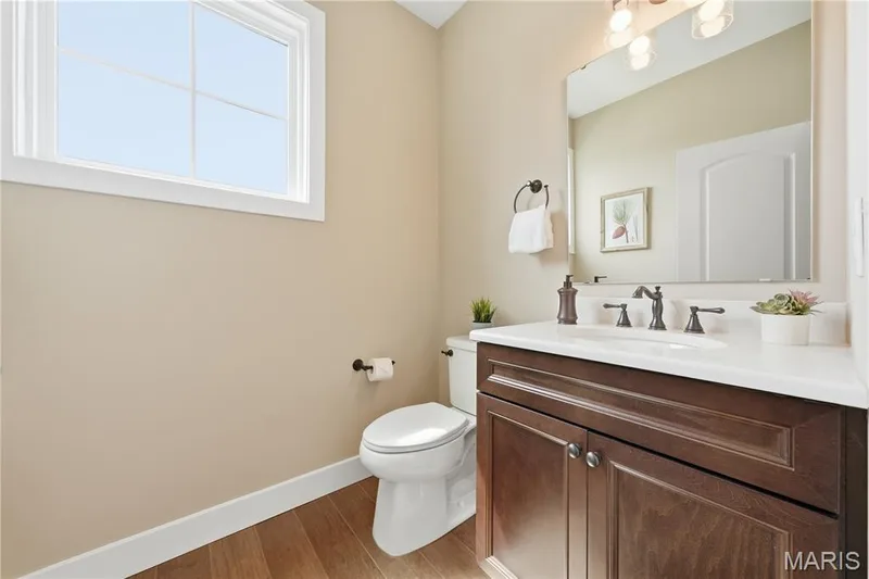 16514 Honey Locust Drive, Chesterfield, MO 63005 — listing photo 29 of 51