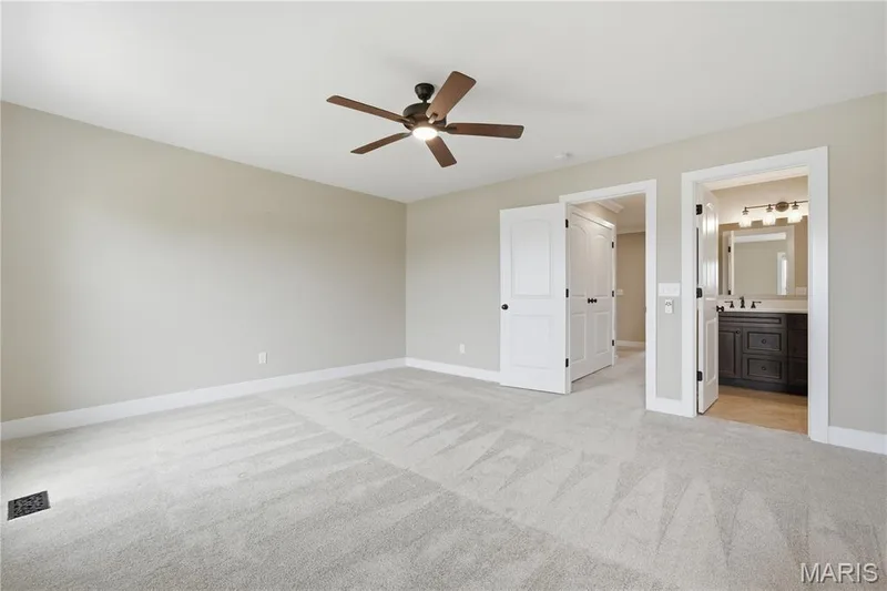 16514 Honey Locust Drive, Chesterfield, MO 63005 — listing photo 36 of 51