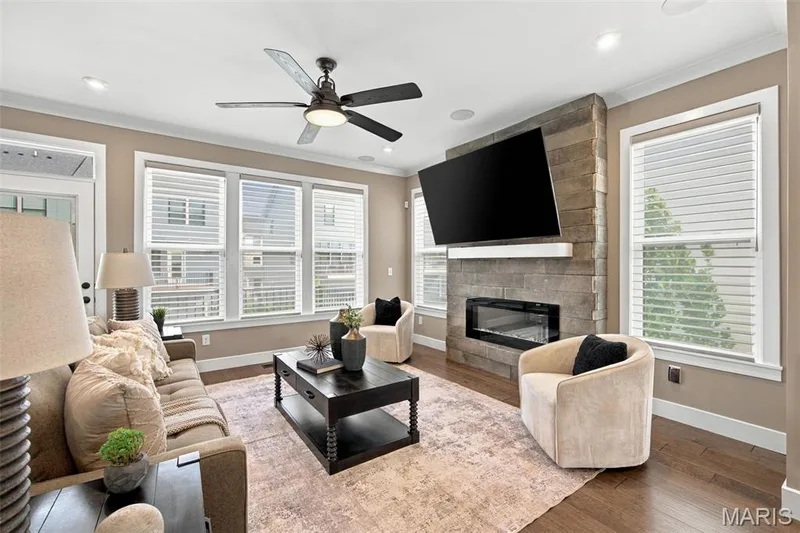 16514 Honey Locust Drive, Chesterfield, MO 63005 — listing photo 19 of 51