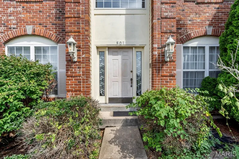 801 Dacotah Drive, Dardenne Prairie, MO 63368 — listing photo 3 of 53