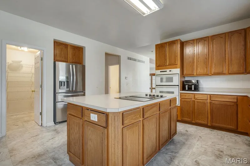 801 Dacotah Drive, Dardenne Prairie, MO 63368 — listing photo 18 of 53