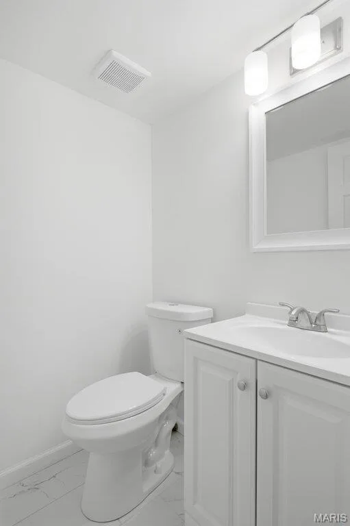 13423 Forestlac Drive, Chesterfield, MO 63141 — listing photo 15 of 40