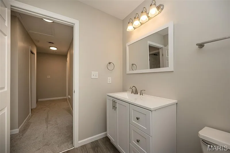 1319 N 4th Street, St Charles, MO 63301 — listing photo 15 of 36