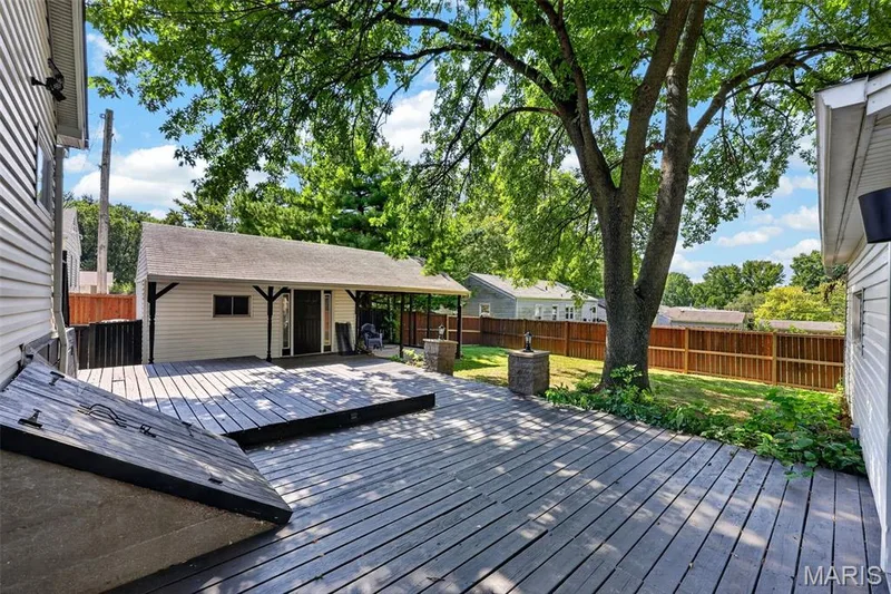 2103 W Randolph Street, St Charles, MO 63301 — listing photo 45 of 54