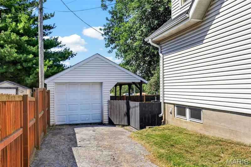 2103 W Randolph Street, St Charles, MO 63301 — listing photo 47 of 54
